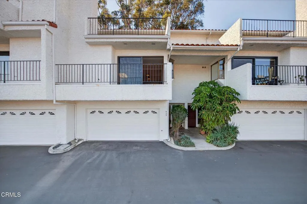 925 Vallecito Drive, Ventura, California 93001 home-pic-2